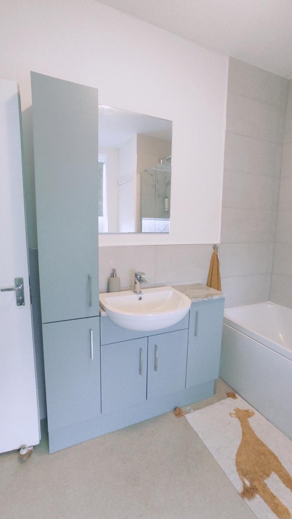 Casa Jimenez - Close To Town With Shared Bathroom Cardiff Exterior photo
